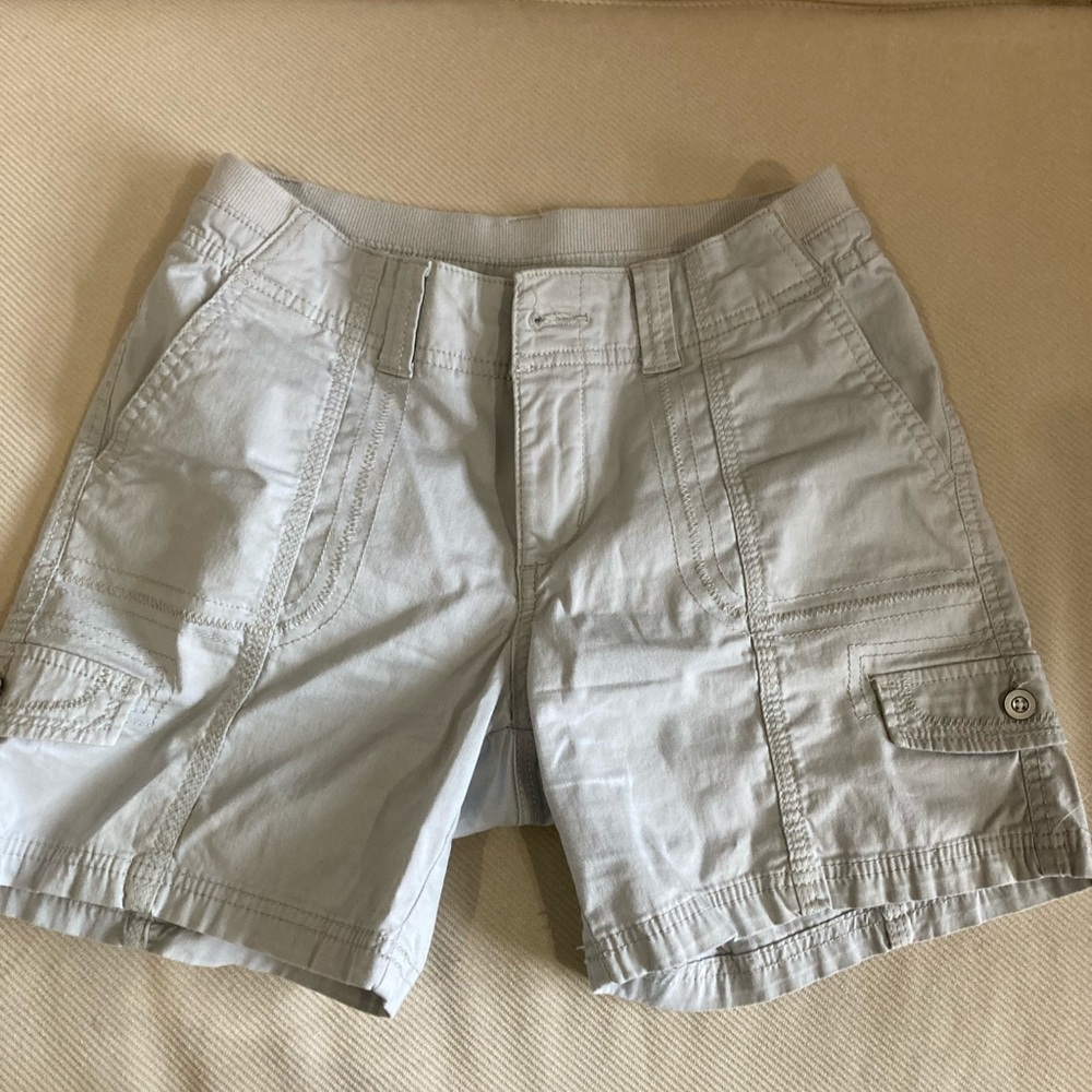 Style & company light grey shorts